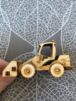 Nové dřevěné modely Praga valník, nakladač Avant - 14