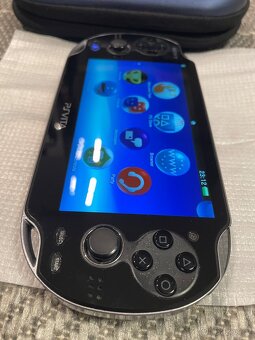 PS VITA PCH-1004 Oled 16GB / komplet box - 14