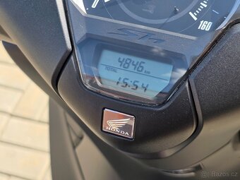 Honda SH 125i, kufr, původ ČR, servisní knížka - 14