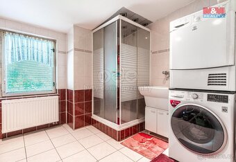 Prodej restaurace, stravování ve Velkém Březně, ul. Náměstí - 14
