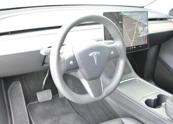 Tesla Model Y LONG RANGE DUAL REZERVACE - 14