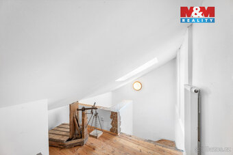 Prodej bytu 4+1 v rodinném domě, 218 m², Velvary - 14