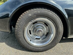 Chevrolet Corvette C3 5,7 V8 - 14