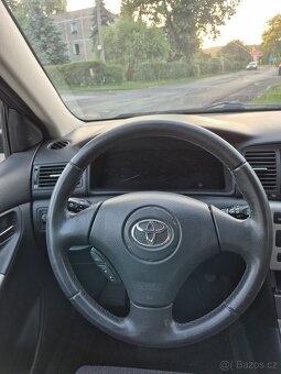 Toyota Corolla 1.6 - 14