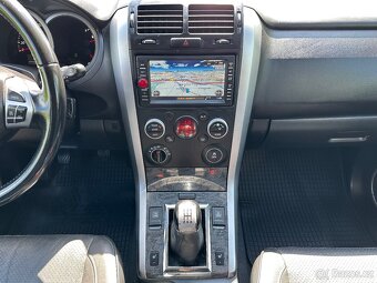 Suzuki Grand Vitara 1,9DDiS 95kw pohon 4x4 - 14