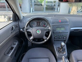 Škoda Octavia 1,9 TDI 77kW ELEGANCE ALU TOP STAV - 14