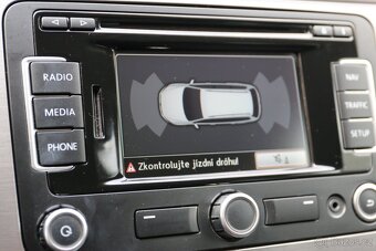 Volkswagen Passat 2.0 103KW,TAŽNÉ ,navigace - 14