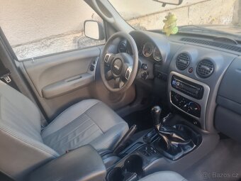 Jeep Cherokee KJ 2.8crdi 120 kw--manuál--- LIMITED--- - 14