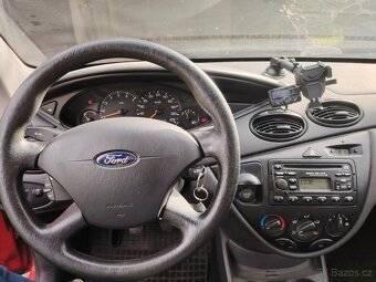 Prodám Ford Focus 1.6 benzín kombi - 14
