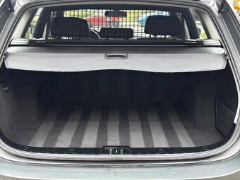 BMW Řada 3 E91 320i 125kW Combi Facelift Tempomat Serviska - 14