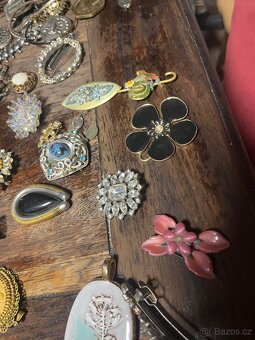 Broze zlaté,stříbrné - 14