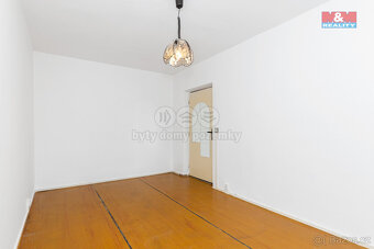 Prodej bytu 4+1, 76 m², Pardubice, ul. Chemiků - 14