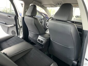 Lexus IS 300h Aut,1.majitel,Park.kamera - 14