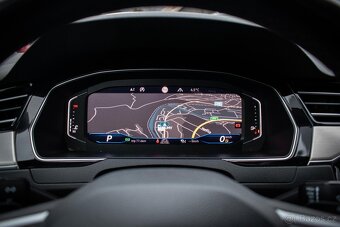 Passat B8 140kw 2.0TDi 4x4 r-line Virtual matrix webasto - 14