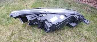 Ford Kuga III 3 MK3 DFK 2019 - predni svetlo lampa LED - 14