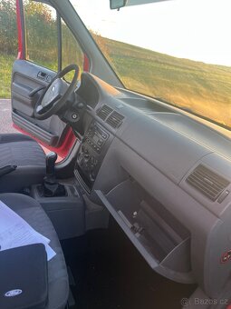 Ford tourneo Connect 2005 - 14