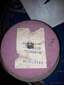 Brusný kotouč CARBORUNDUM 150x20x20mm. - 14