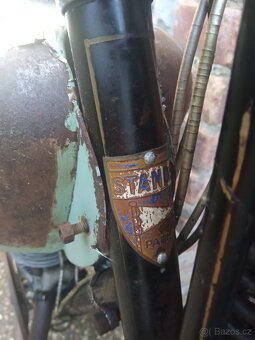 Předválečné francouzské motokolo s doklady - 14