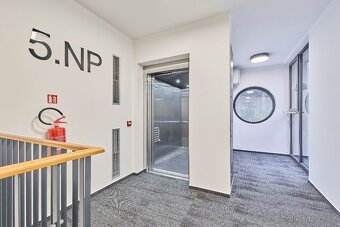 Prodej apartmánu s parkovacím místem v Janských Lázních - 14