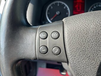 Volkswagen Tiguan 2,0 TDi DSG 4x4, Servis, Senzor - 14