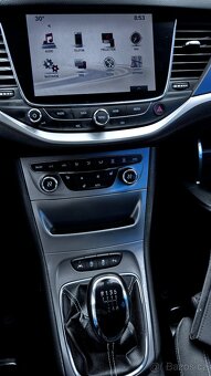 Opel Astra,  1.6 CDTI 136hk sports tourer. Poškozené - 14