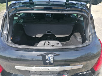 Peugeot 308 SW 1,6 HDi panorama - 14