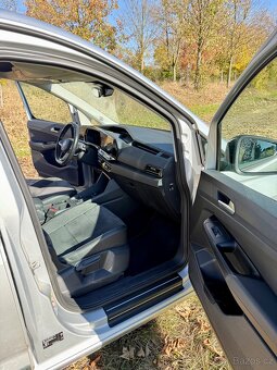 VW Caddy maxi 2.0 TDI 90KW max VÝBAVA - 14