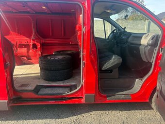 Renault Trafic long 1.6 DCI, 70KW 11/2017 175000km NOVÁ STK - 14