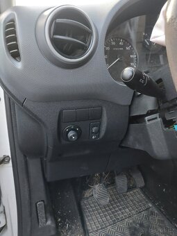 Peugeot Partner - 14