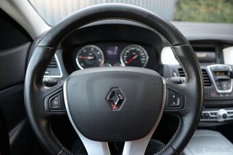 RENAULT LAGUNA 2.0DCI GP MONACO - 14