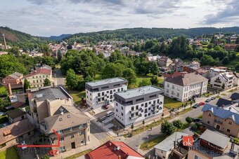 Pronájem, komerční/obchodní prostory, 37 m2, Husova 1034, 54 - 14