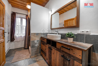 Prodej rodinného domu, 2511 m², Polička - Lezník - 14