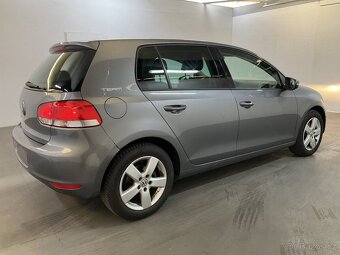 Volkswagen Golf 6 VI 1.4 Mpi 59 KW r.9/2011 145tkm TOP STAV - 14