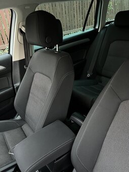 2019 rok. Volkswagen Passat B8. 2.0 TDI (110 kw) - 14