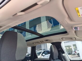 Volvo XC60 T6 Recharge AWD 251kW 4x4 Geartronic Panorama ACC - 14