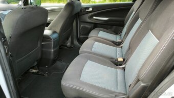 Ford S-Max - 14
