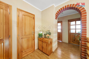 Prodej rodinného domu, 240 m², Huntířov - Stará Oleška - 14