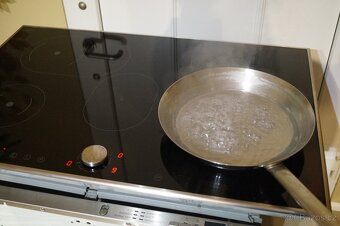 Sklokeramická indukční deska Neff T43T80N0 - 14
