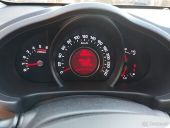 Kia Sportage r.v.2011 , 1995 ccm ,diesel, AWD ,manuál. - 14