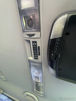 Volkswagen Caravelle Long - 14