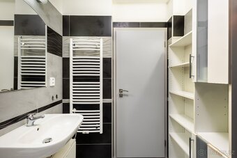 Pronájem bytu 2+kk s balkonem a gar.stáním Gen. Píky Olomouc - 14