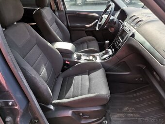 Ford S-MAX 2.0TDCi 103kw Titanium AUT - 14