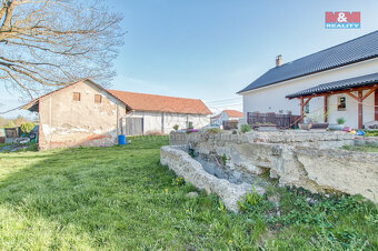 Prodej rodinného domu, 244 m², Pazderna - 14