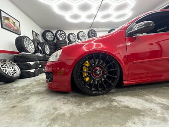 Golf V gti 290ps vzduch Carbon, recaro - 14