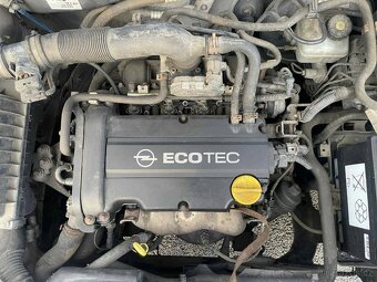 Opel Astra Combi aj pre ZŤP - 14