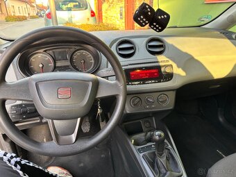 Seat Ibiza 1.2tdi 55kw r.v2012 - 14