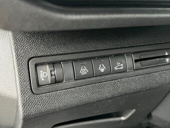 Peugeot 3008 1.5 HDi 96kW AUTOMAT KAMERA ČR - 14