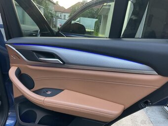 BMW X4 3,0 xDrive-M-Packet-ČR-Individ - 14