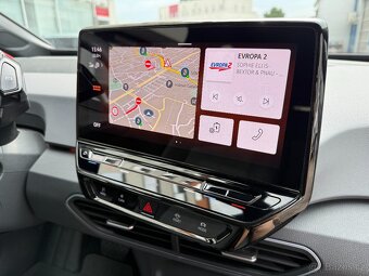 Volkswagen ID.3 110kW 35tkm Press&Drive Full LED Virtual - 14