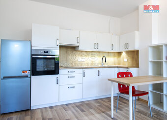 Pronájem bytu 1+kk, 42 m², Jičín, ul. Ruská - 14